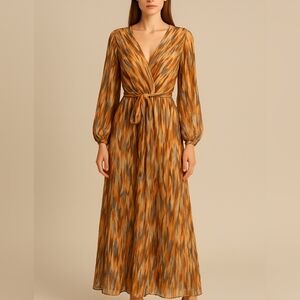 Chic Long Sleeve Patterned Dress. NWT. Size L